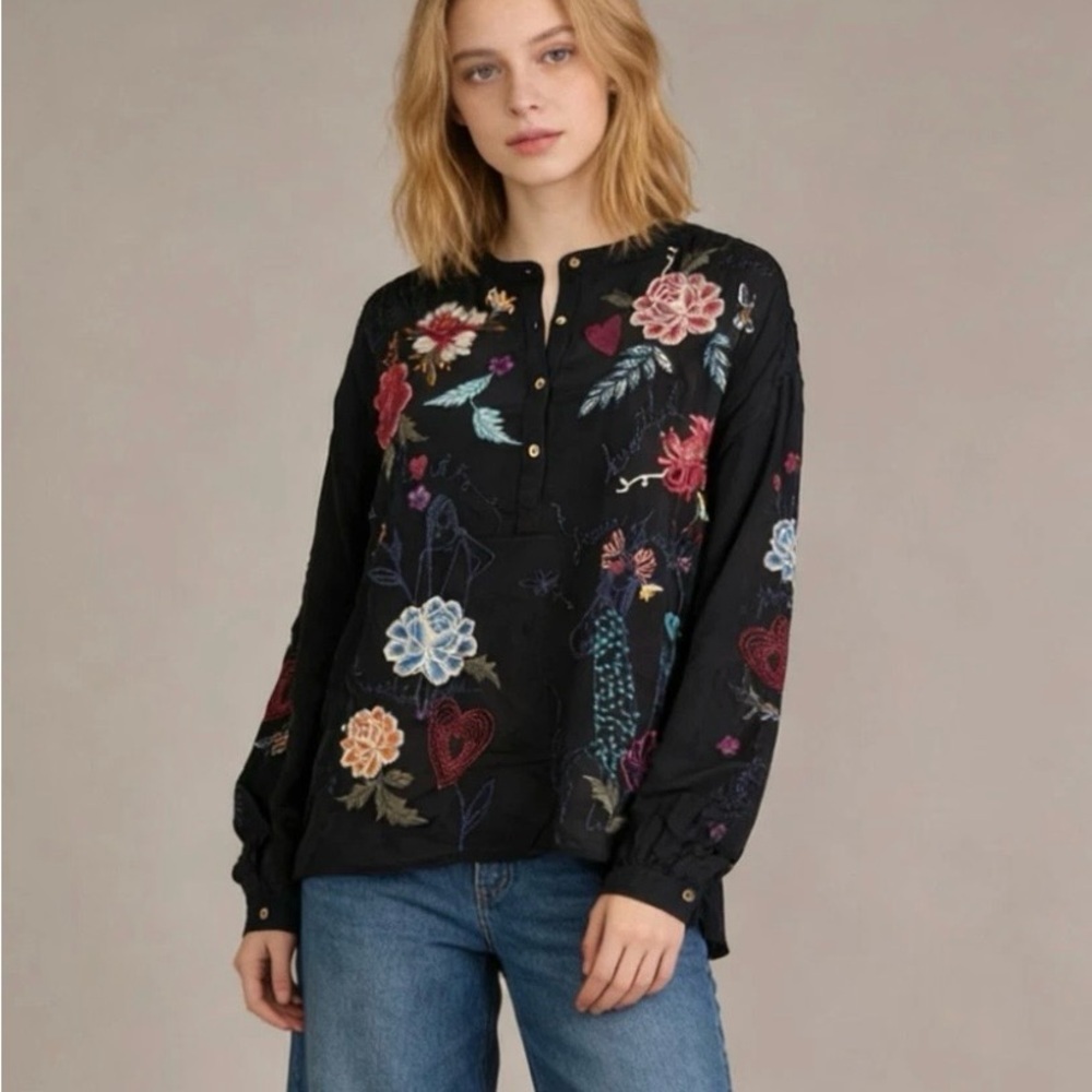Johnny Was Black Long Sleeved Silk Embroidered Top